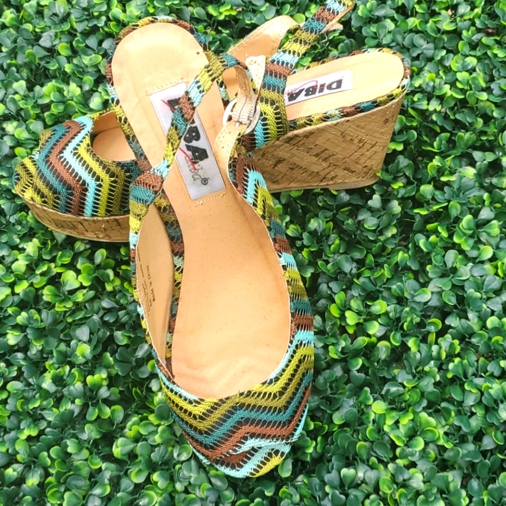 Wedge platform sandals